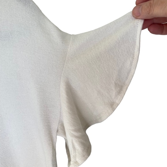 A New Day V-neck shirt with puffy short sleeves, Small, White - Picture 3 of 3